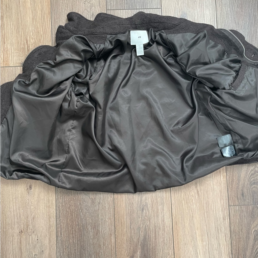 Wool Jacket - (description) - Picture 6 of 8